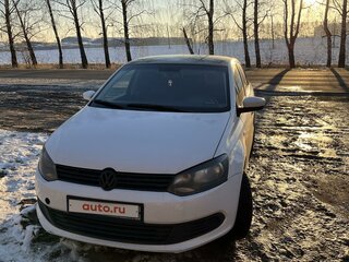 2012 Volkswagen Polo V, белый, 810000 рублей, вид 2