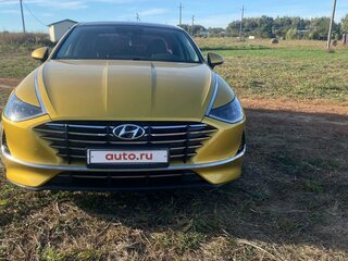 2019 Hyundai Sonata VIII (DN8), жёлтый, 2090000 рублей, вид 4