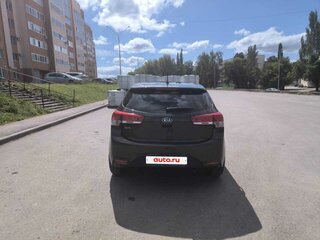 2015 Kia Rio III Рестайлинг, коричневый, 950000 рублей, вид 3