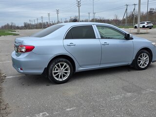 2012 Toyota Corolla X (E140, E150) Рестайлинг, серебристый, 1000000 рублей, вид 5