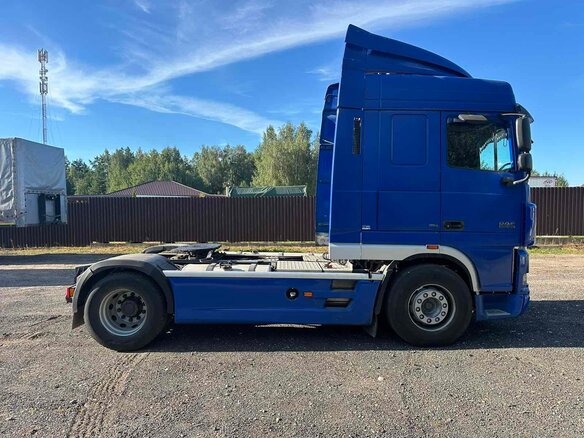 2008 DAF XF 105, синий, 2850000 рублей - вид 3