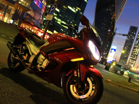 2014 Yamaha FJR1300, красный, 950000 рублей, вид 5