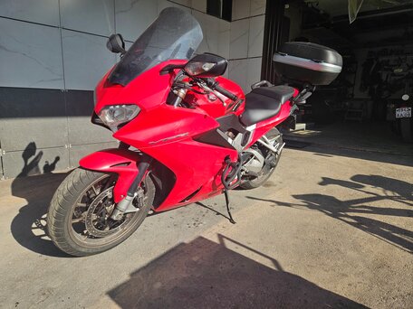 2014 Honda VFR 800, красный, 650000 рублей, вид 5