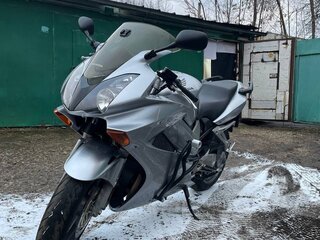 2005 Honda VFR 800, серый, 535000 рублей, вид 2