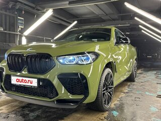 2021 BMW X6 M Competition III (F96), зелёный, 11958422 рублей, вид 3