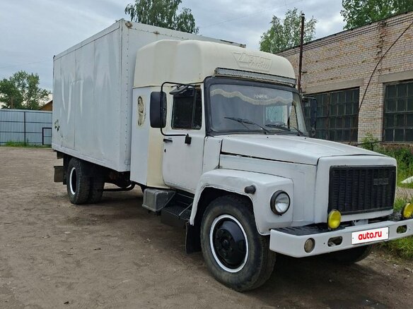 2010 ГАЗ 3307, белый, 400000 рублей - вид 1