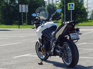 2007 Triumph Tiger 1050, белый, 615000 рублей, вид 5