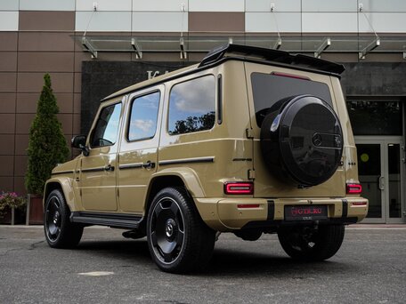 2024 Mercedes-Benz G-Класс AMG 63 AMG II (W465) Рестайлинг, жёлтый, 28999000 рублей, вид 4