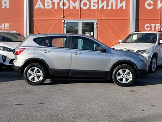 2011 Nissan Qashqai I Рестайлинг, серебристый, 1035000 рублей, вид 4