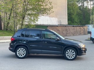 2015 Volkswagen Tiguan I Рестайлинг, чёрный, 1050000 рублей, вид 4