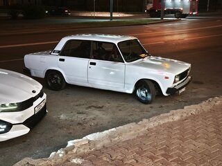 1997 Lada (ВАЗ) 2105, белый, 200000 рублей, вид 3