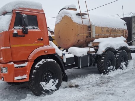2014 КамАЗ 43118, оранжевый, 4500000 рублей, вид 1