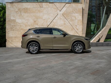 2026 Mazda CX-5 II Рестайлинг, бежевый, 4720000 рублей, вид 4