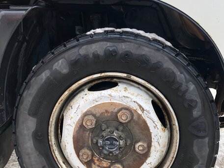 1999 Toyota Dyna, белый, 2000000 рублей, вид 3