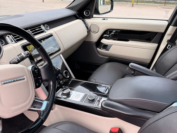 2018 Land Rover Range Rover IV Рестайлинг, серый, 5900000 рублей - вид 8