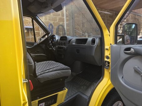 2005 Mercedes-Benz Sprinter, жёлтый, 1450000 рублей, вид 4