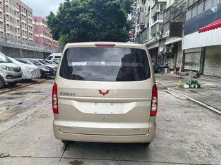 2024 Wuling Hongguang V, бежевый, 867000 рублей, вид 4
