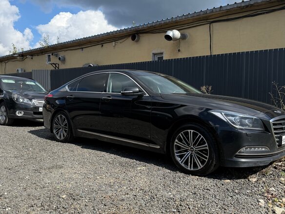 2014 Hyundai Genesis II, чёрный, 1500000 рублей - вид 2