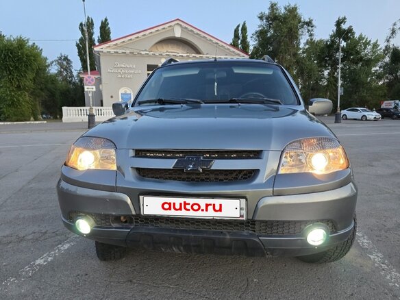 2009 Chevrolet Niva I Рестайлинг, серый, 530000 рублей - вид 8