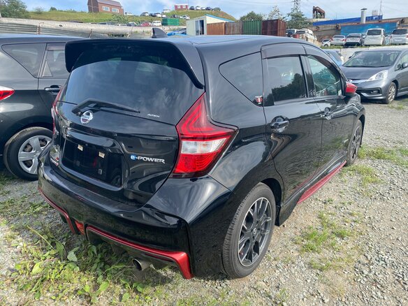 2017 Nissan Note e-Power II Рестайлинг, чёрный - вид 9