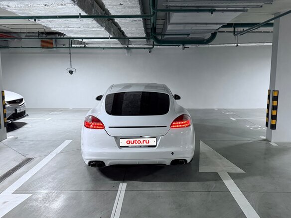 2010 Porsche Panamera 4S I, белый, 2500000 рублей - вид 8