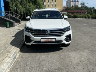 2019 Volkswagen Touareg III, белый, 5000000 рублей, вид 2