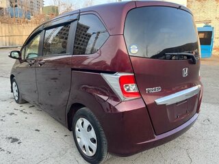 2015 Honda Freed I Рестайлинг 2, красный, 1480000 рублей, вид 1
