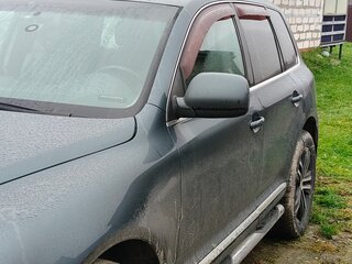 2005 Volkswagen Touareg I, серый, 950000 рублей, вид 2