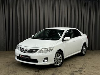 2010 Toyota Corolla X (E140, E150) Рестайлинг, белый, 949888 рублей, вид 1
