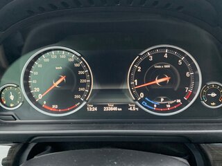 2013 BMW 5 серии 528i xDrive VI (F10/F11/F07), чёрный, 1660000 рублей, вид 4