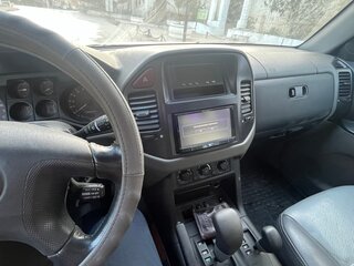 2000 Mitsubishi Pajero III, серебристый, 950000 рублей, вид 4