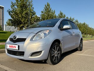 2009 Toyota Vitz II (XP90), серый, 625000 рублей, вид 1