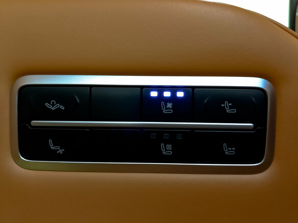 2024 Wey 80 Premium 37.96 kWh, чёрный, 5350000 рублей - вид 30