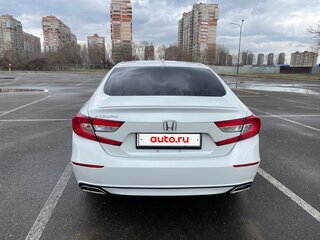 2020 Honda Accord X, белый, 2300000 рублей, вид 4