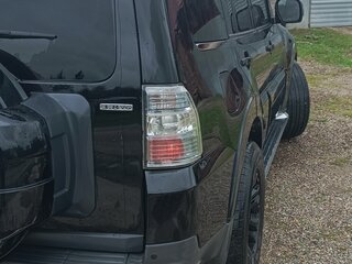 2007 Mitsubishi Pajero IV, чёрный, 1800000 рублей, вид 2
