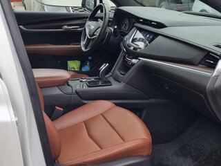 2020 Cadillac XT5 I Рестайлинг, белый, 4500000 рублей, вид 5