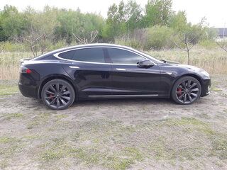 2016 Tesla Model S P90D I Рестайлинг, чёрный, 2800000 рублей, вид 3