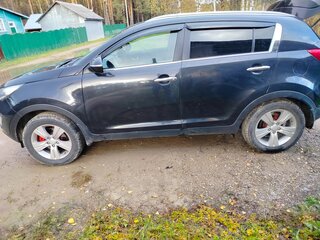 2013 Kia Sportage III, чёрный, 1100000 рублей, вид 3