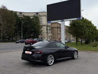 2023 BMW 2 серии M240i xDrive G42, чёрный, 7350000 рублей, вид 4