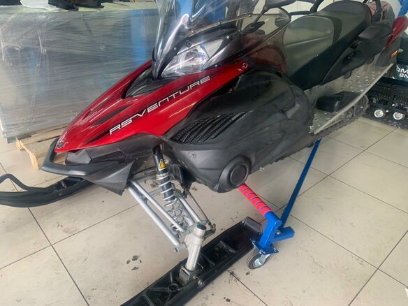 2011 Yamaha RS Venture, красный