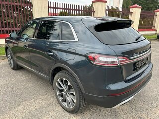 2021 Lincoln Nautilus I, серый, 2300000 рублей, вид 5