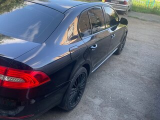 2014 Skoda Superb DSG II Рестайлинг, жёлтый, 1000000 рублей, вид 4