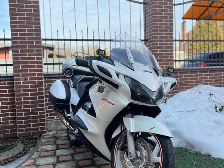 2007 Honda ST 1300, белый, 770000 рублей, вид 2