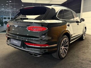 2021 Bentley Bentayga I Рестайлинг, зелёный, 22500000 рублей, вид 4