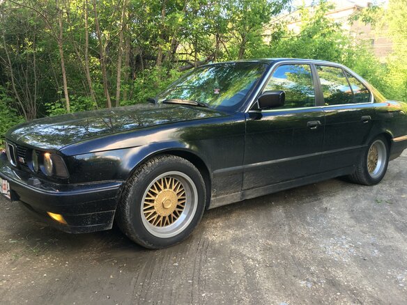 1989 BMW 5 серии 535i III (E34), чёрный - вид 2