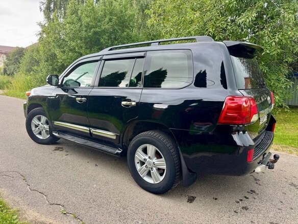 2013 Toyota Land Cruiser 200 Series Рестайлинг 1, чёрный, 3300000 рублей - вид 6