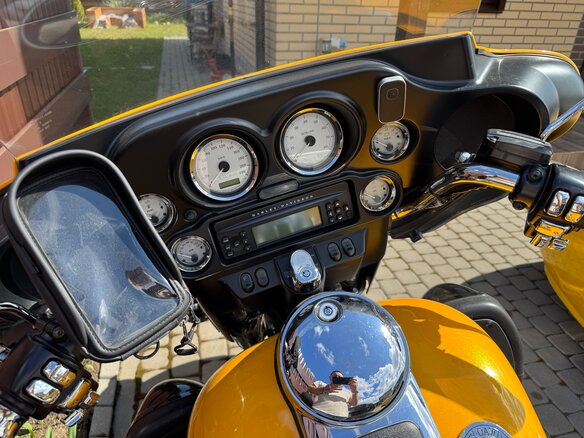 2013 Harley-Davidson Electra Glide, оранжевый, 1650000 рублей - вид 18