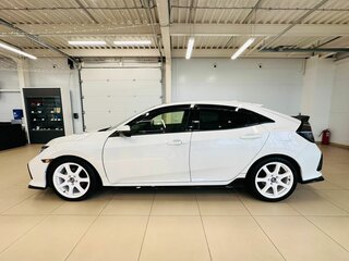 2020 Honda Civic X Рестайлинг, белый, 2149900 рублей, вид 3