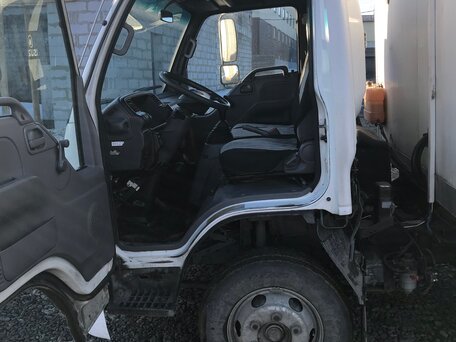 2011 Isuzu Elf (N-series), белый, 1450000 рублей, вид 1