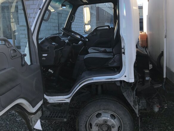 2011 Isuzu Elf (N-series), белый, 1450000 рублей